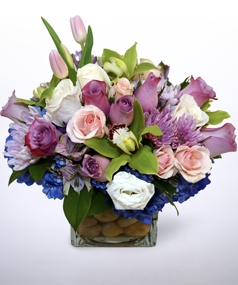 pink and lavender flower arrangement